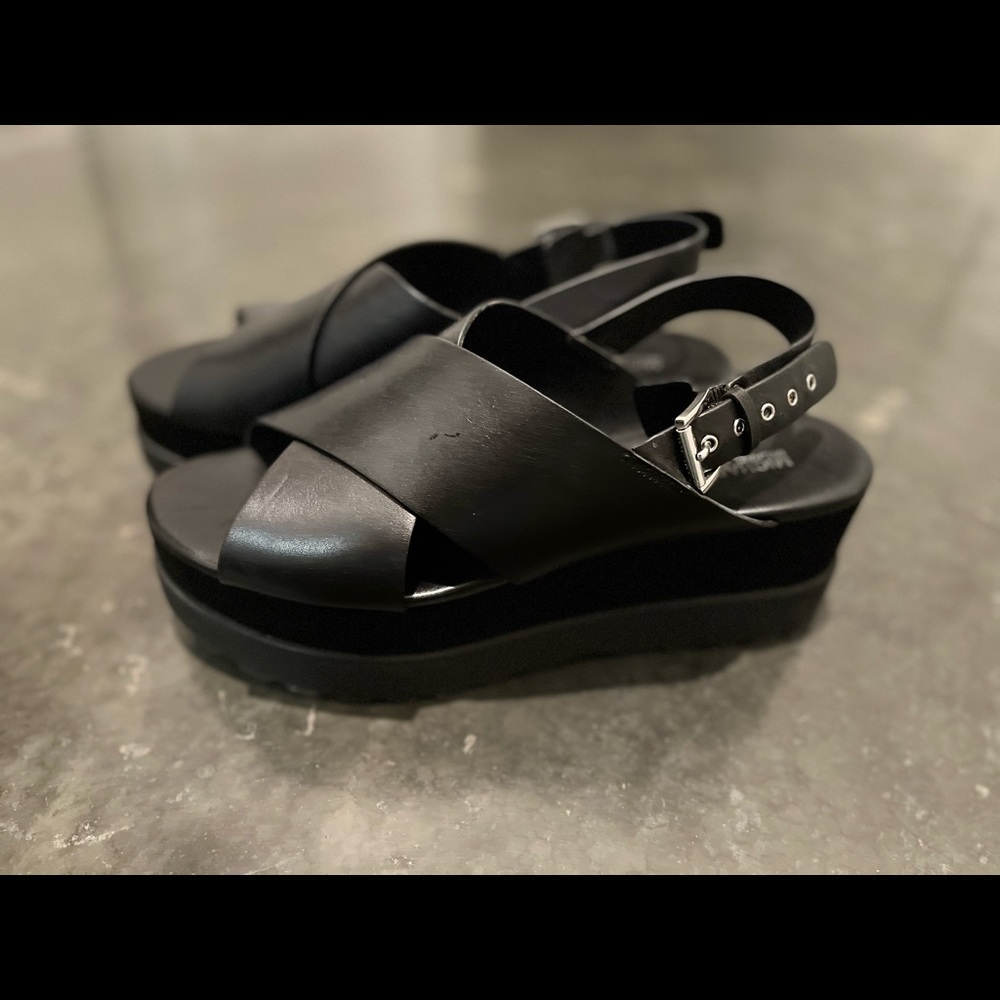 Women's Black Becker Burnished Leather Flatform Sandal